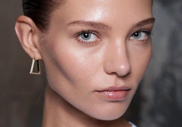 El agua micelar que pides en la farmacia es la favorita de las famosas